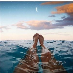 Meet your Posher, Aja